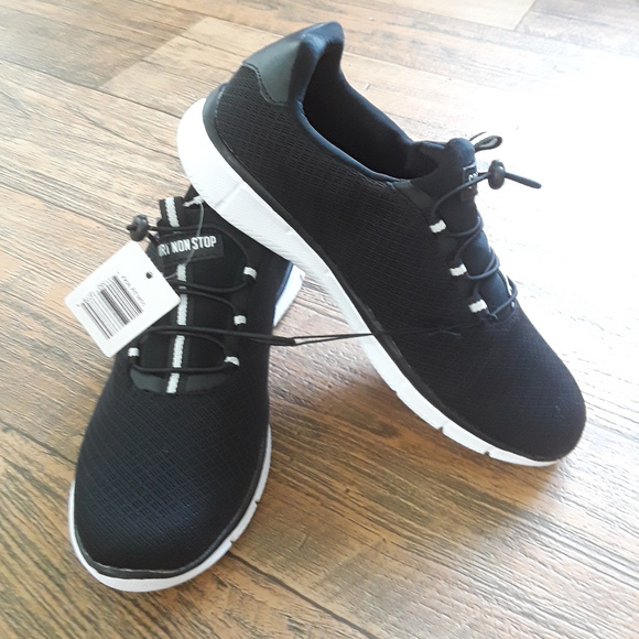 G19 Shoes - 👟 NEW 8 Black Lightweight Tennis Shoes 👟